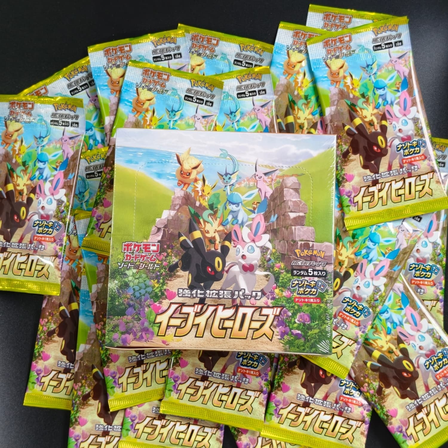 1 Box Homemade S6A Eevee Heroe - огляд і ціна Board Game Japan